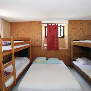 gite-les-cristaux.hotels-rhonealpes.com/